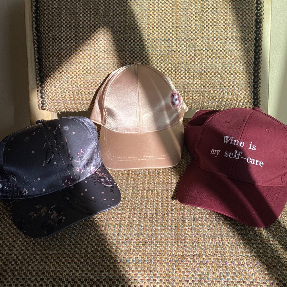 ✨Charlotte Russe✨ Women’s Baseball Cap Trio
